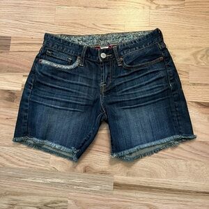 Lucky brand dark denim shorts size 00/24